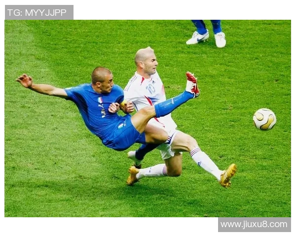 足球明星与超跑激情训练瞬间展现速度与力量的完美结合